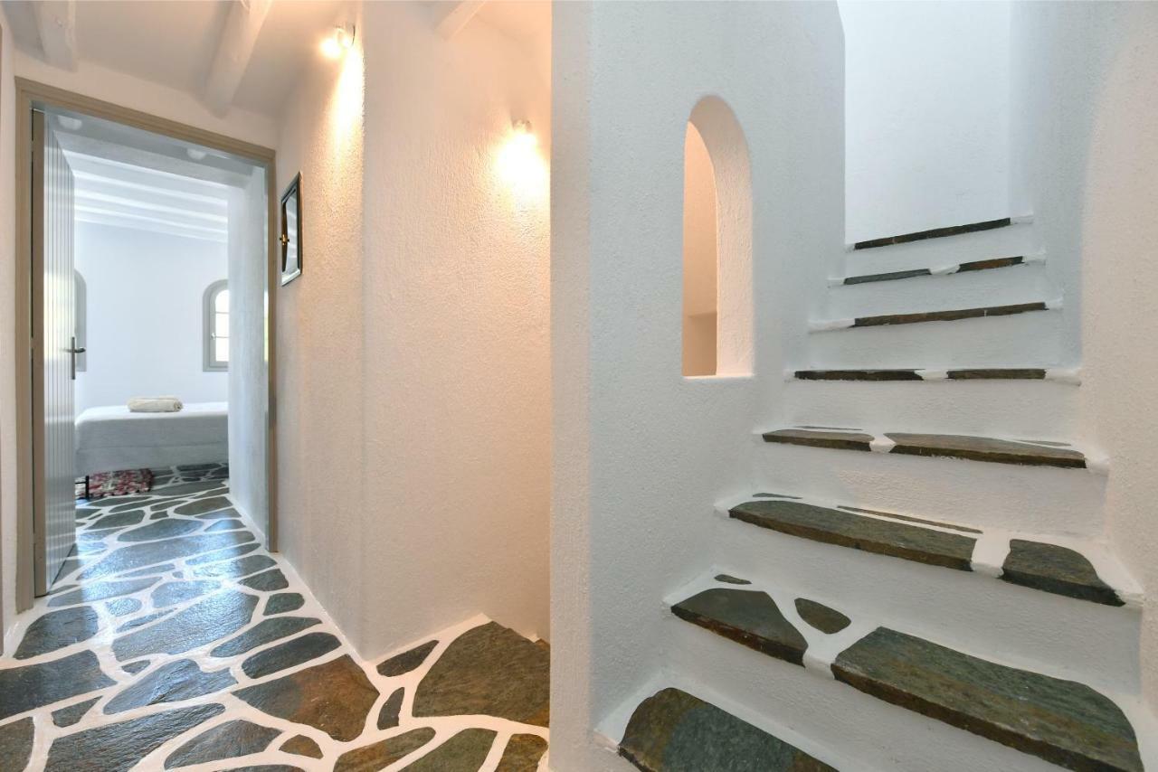 Santa Flora 3 Bedroom House A ParikiaaS Edge パロス島 エクステリア 写真