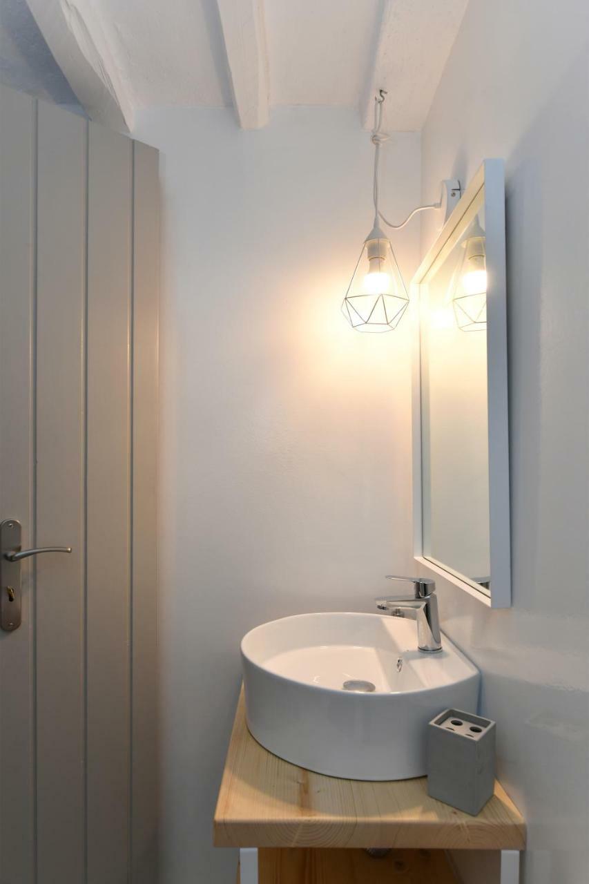 Santa Flora 3 Bedroom House A ParikiaaS Edge パロス島 エクステリア 写真