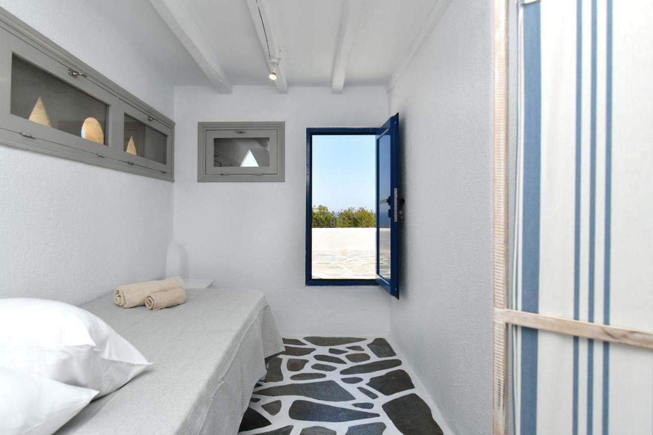 Santa Flora 3 Bedroom House A ParikiaaS Edge パロス島 エクステリア 写真