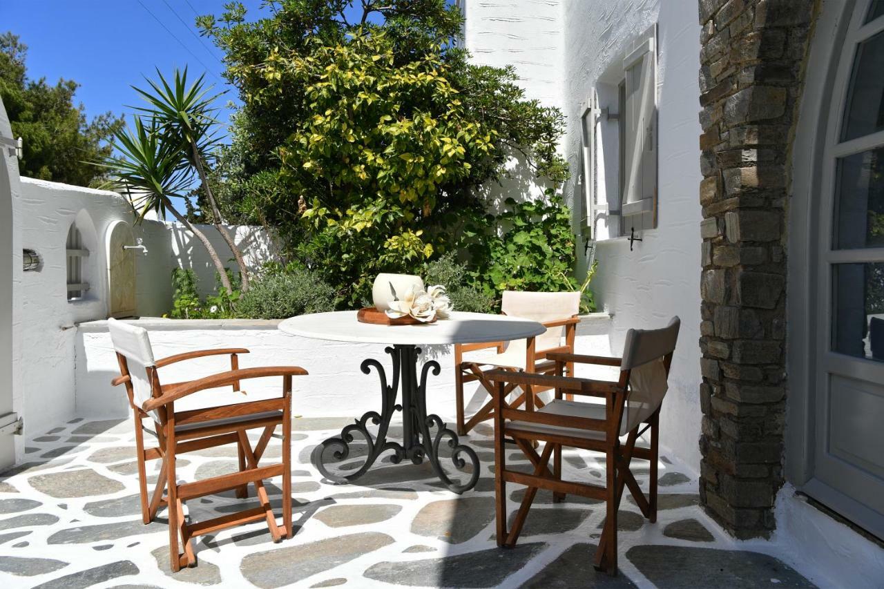 Santa Flora 3 Bedroom House A ParikiaaS Edge パロス島 エクステリア 写真